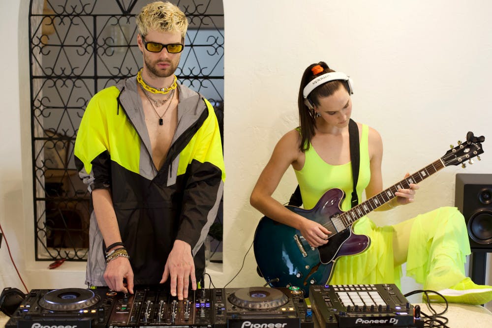 SOFI-TUKKER-DJ-SETS-credit-Squid