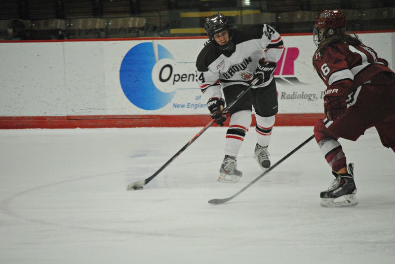 rowland_w-hockey_Katie-Liebowitz