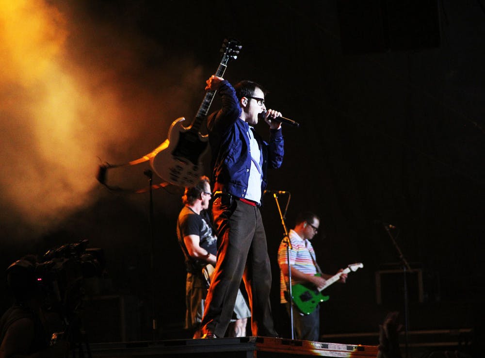 Torres_Weezer_CO_WikimediaCommons