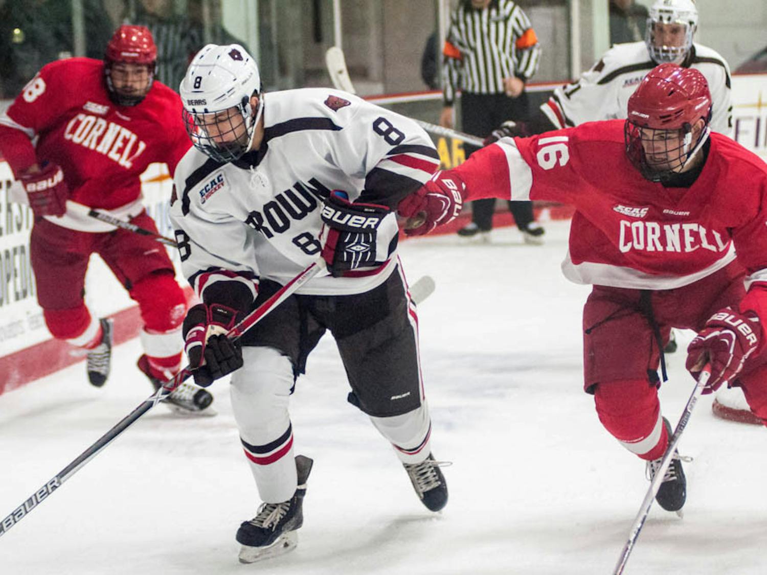 Russell_M-Ice-Hockey_Eli-White