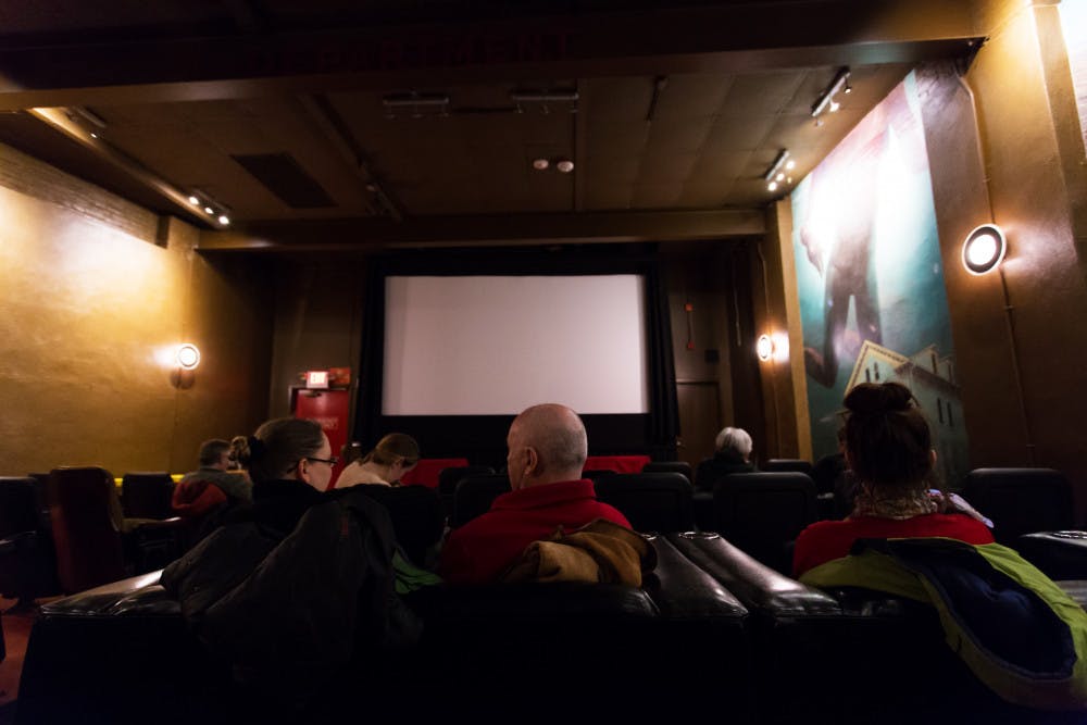 Ellis_Film_MatteoMobilio