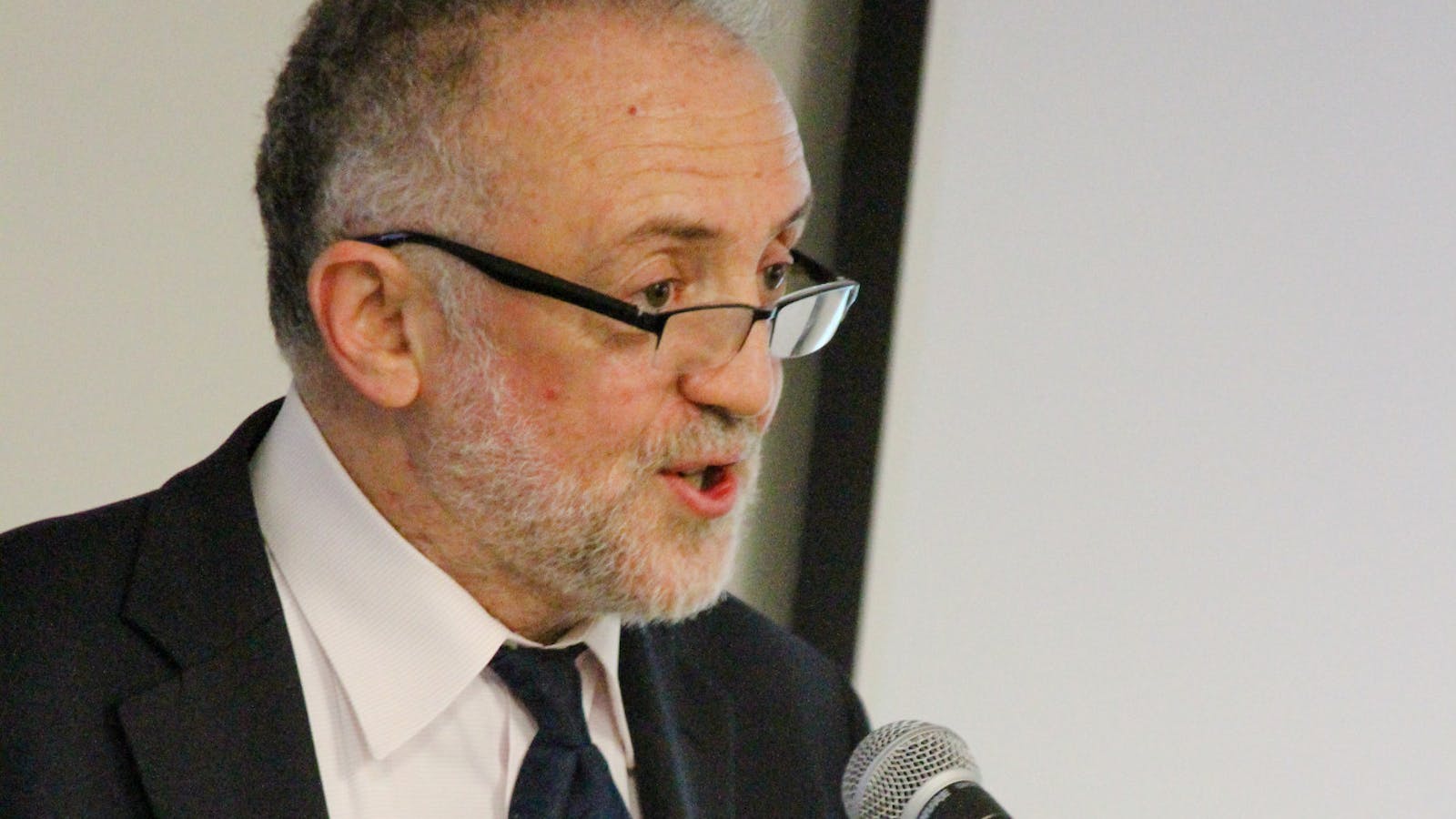 Computer science professor Sorin Istrail wins award recognizing ...