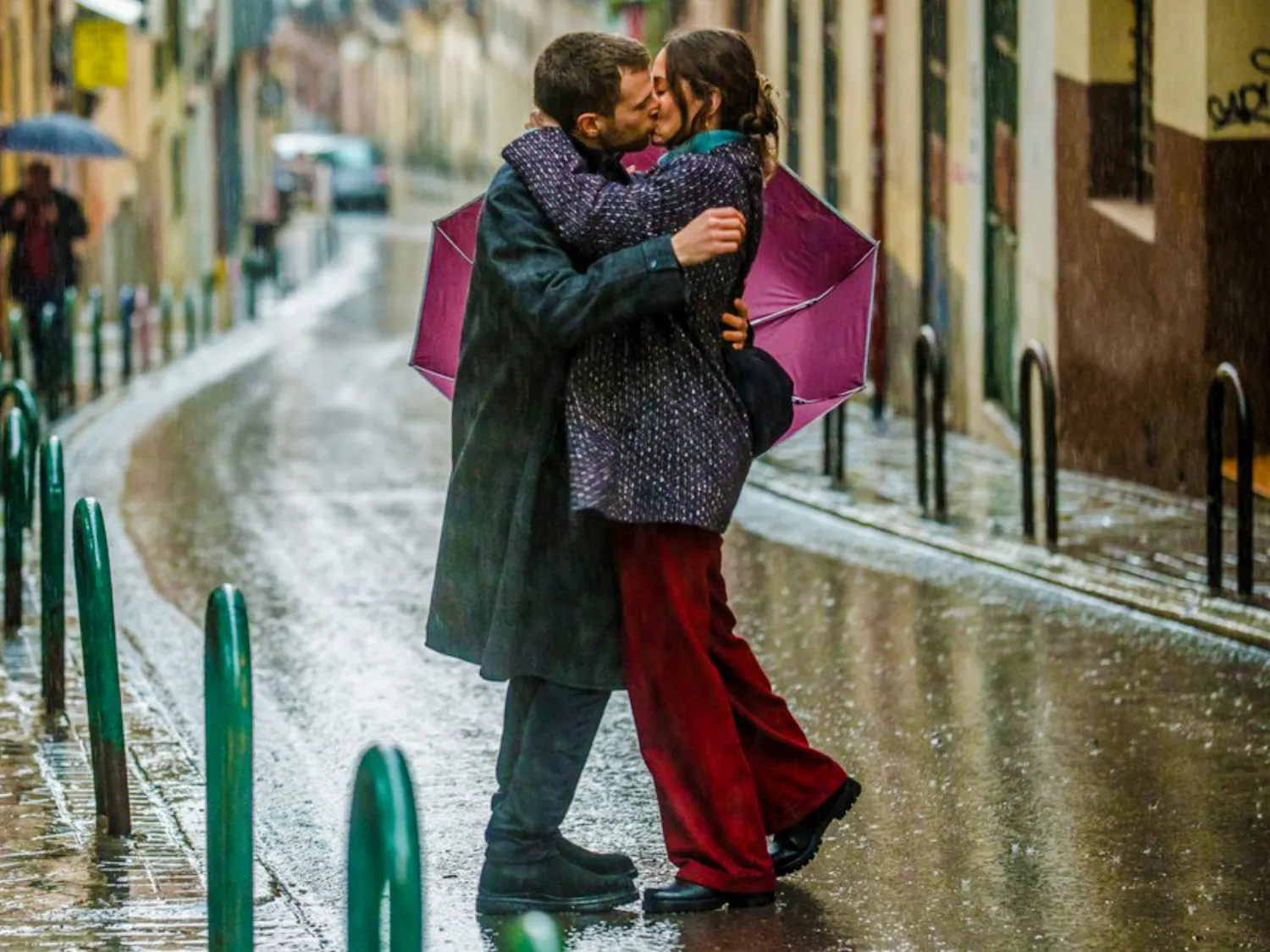 DelValle_FirstKissReview_CO_CourtesyRottenTomatoes.jpg