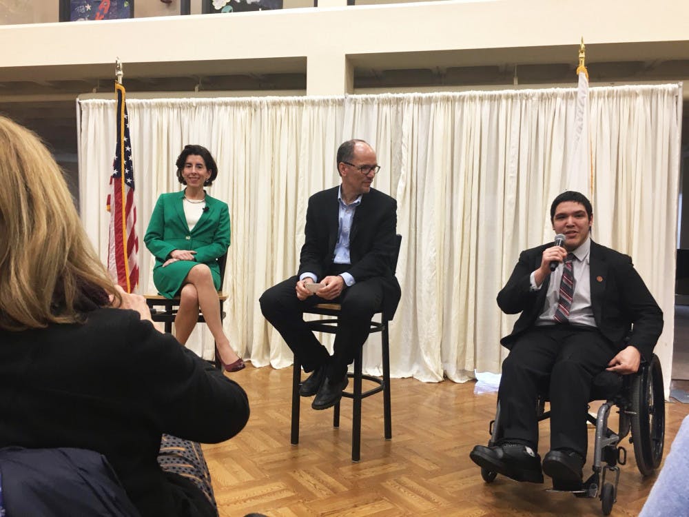 Roberts_Perez_CO_IzzyLevy