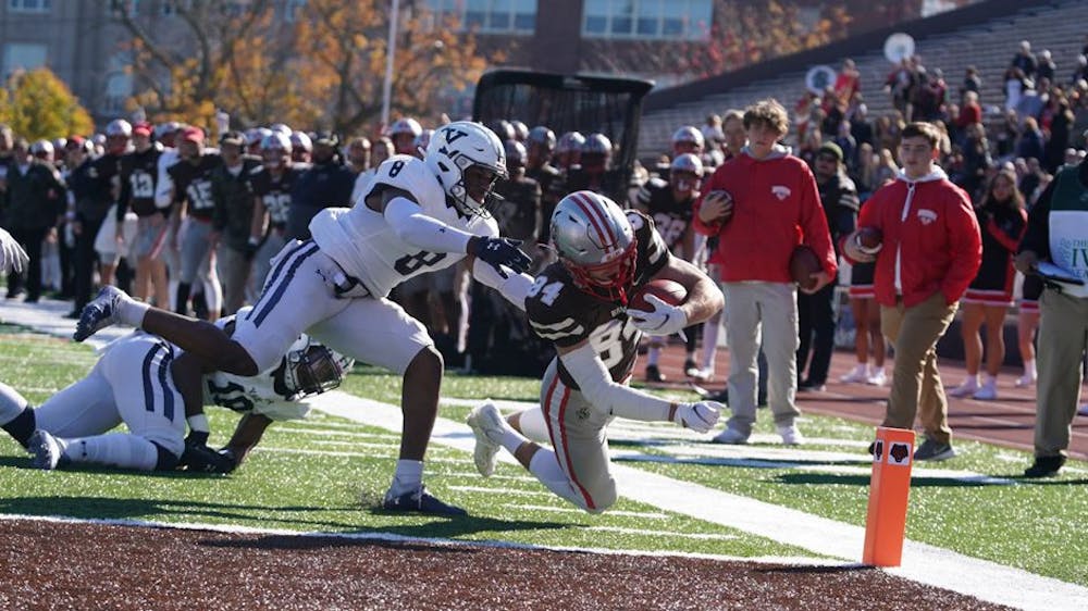 <p>A back-and-forth first half became a blowout in the second half as a slew of touchdowns let the Bulldogs break away from the Bears.</p>