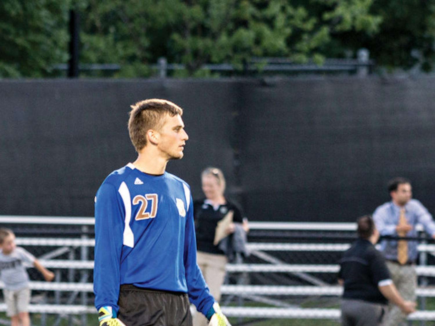 wainger_m-soccer_david-Deckey