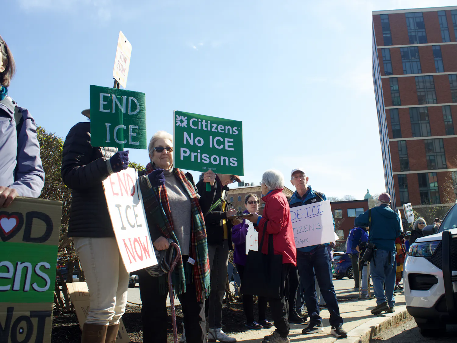 Basaria_Citizens bank protest_co_Basaria.png