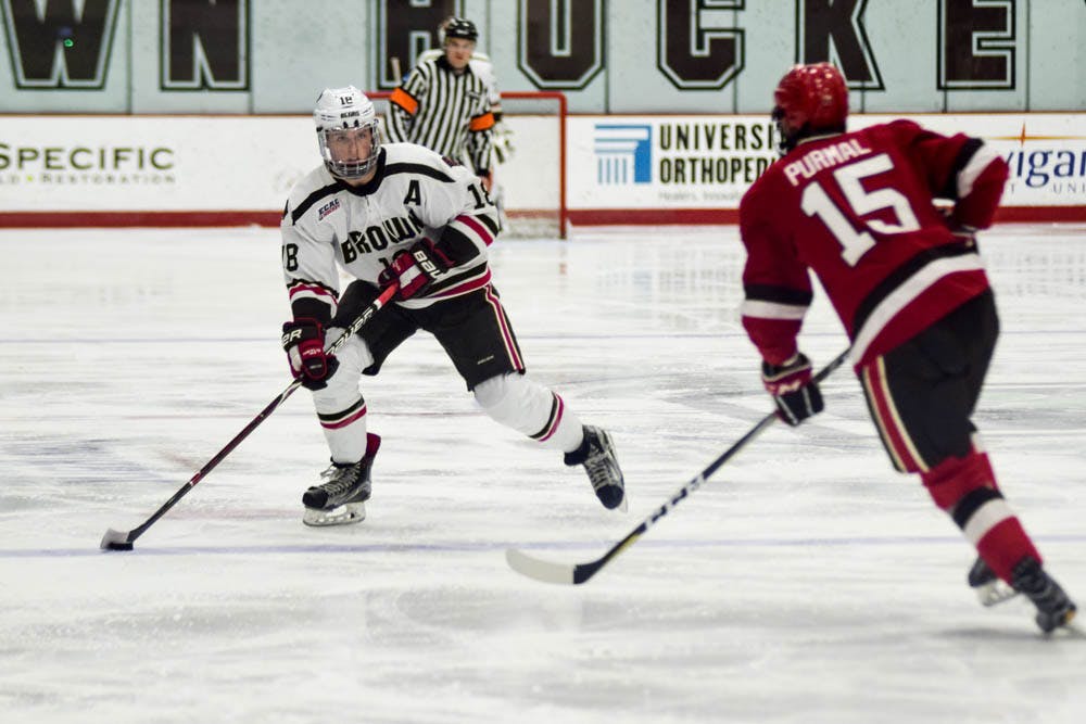 Russell_MHockey_EliWhite