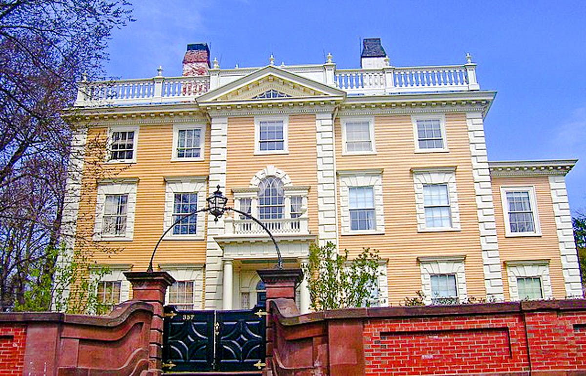 White Deborah Spears Moorehead CO Daniel Case, Wikimedia Commons.jpg