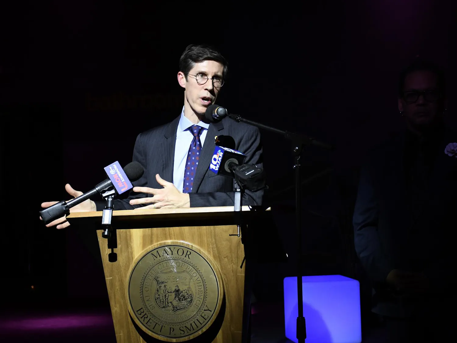 Mayor Smiley speaking from a podium.