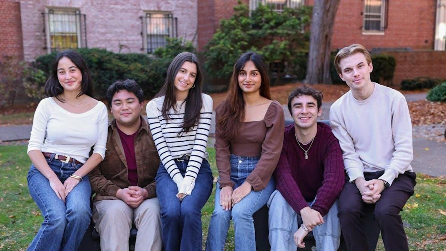 A picture of the 135th Editorial Board.