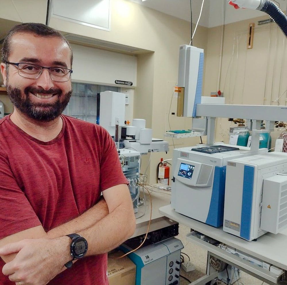 <p>Marcelo Alexandre, director of the Organic Geochemistry Facility, explained that researchers use the spectrometer to analyze molecular fragments to better understand the climate. </p><p>Courtesy of @Brown_Geo_Sci on Instagram</p>