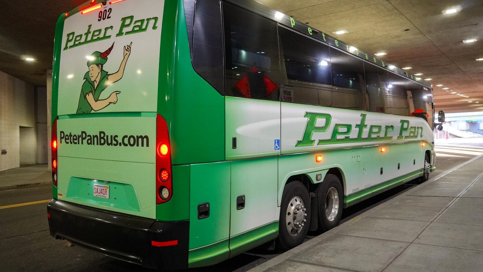 With holiday travel demand, some students are turning from Amtrak to buses, flights With holiday travel demand, some students are turning from Amtrak to buses, flights