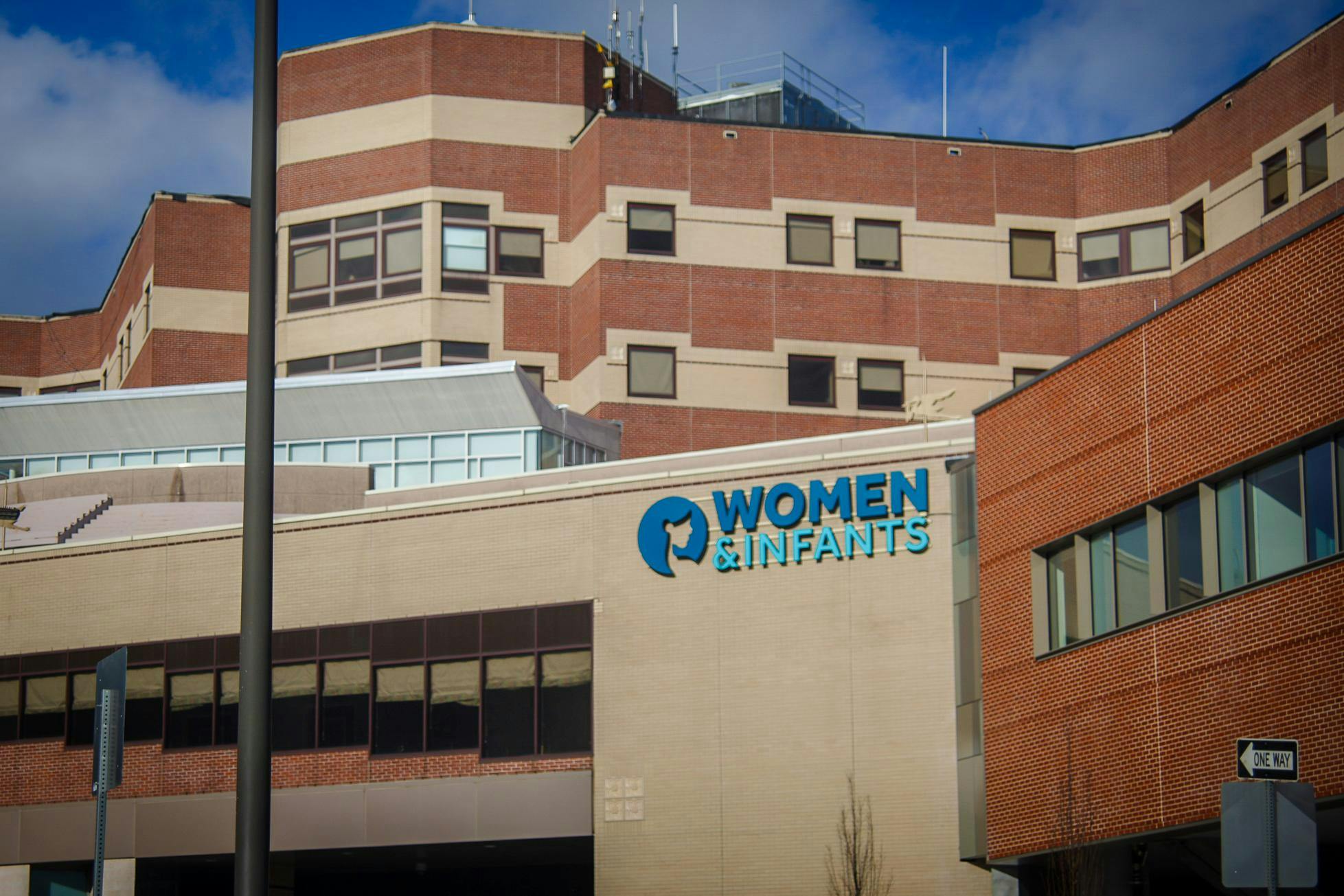 A landscape of Women & Infants hospital building in Rhode Island 