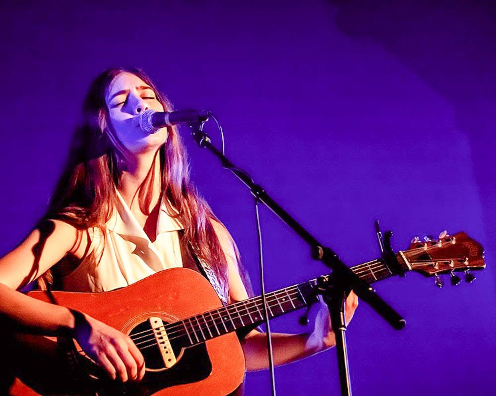 Ok_Weyes-Blood-Album-Review-_CO_Wikimedia-Commons_