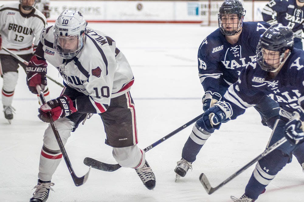 Russell_MHockey_Eli-White