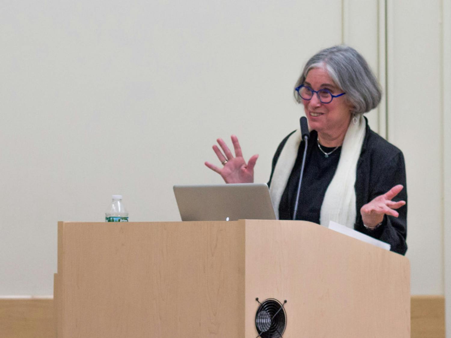 Renia_ArtistTalk_LillyNguyen-3