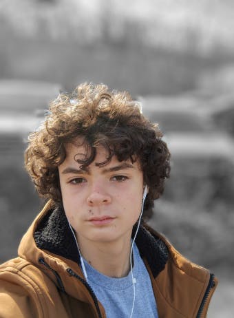 Head shot of Gustavo Nunes-Ueno