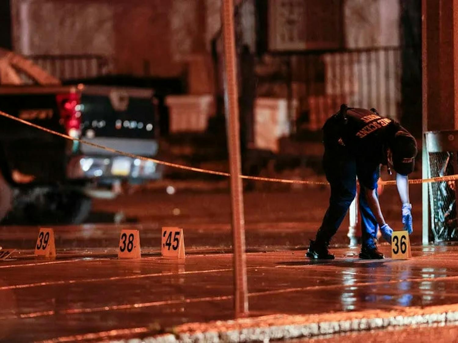 Police on the scene of a shooting in Philadelphia | Source: Philadelphia Inquirer 