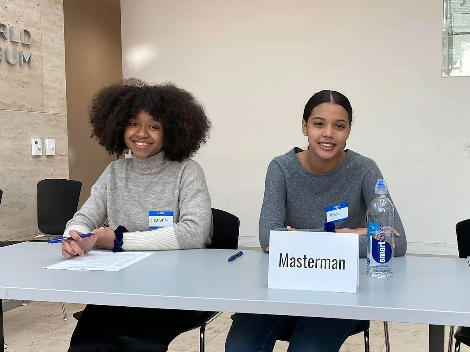 From left to right: Masterman seniors Jasmine Dixon and Alison Fortenberry, leaders of Masterman's weekly race forum.
Photo credits: Alison Fortenberry