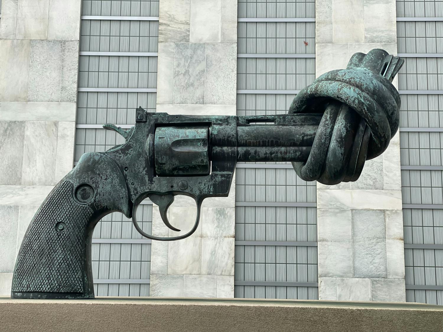 Gun violence sculpture depicting deeper message in relation to what guns have done to our society | Source: Unsplash