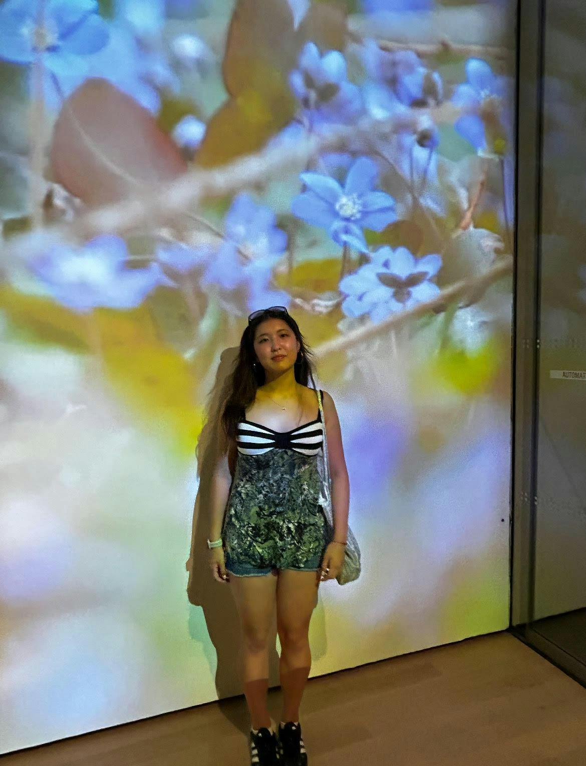 Head shot of Emma Hwang