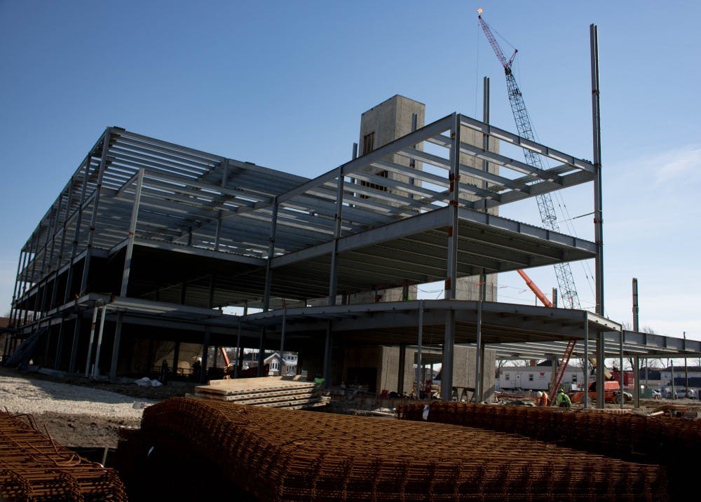 <p>The Health Professions Building progressed with construction Jan. 31. <strong>Rebecca Slezak, DN</strong></p>