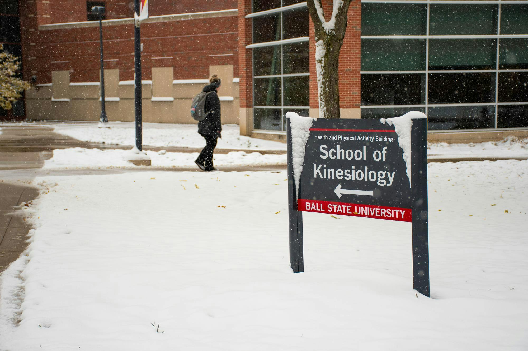 Ball State's campus sees first snow of the season - Cardinal Media
