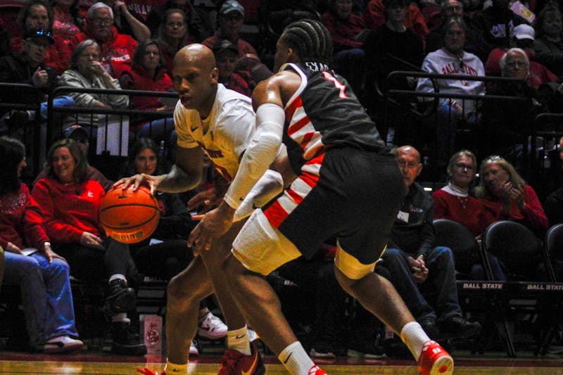 Redshirt senior forward Mickey Pearson Jr. dribbles against Bowling Green Jan. 11 at Worthen Arena. Pearson had 16 points in the game. Jayce Blane, DN