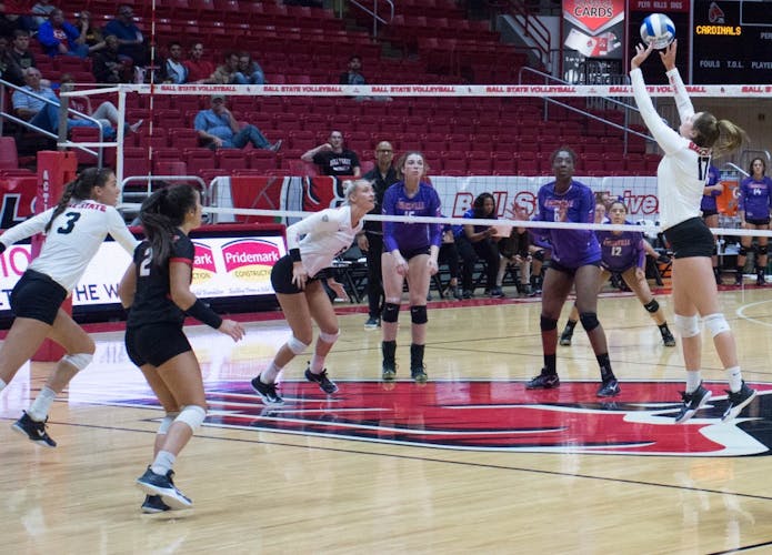 Ball State women's volleyball vs Evansville 2017 - Ball State Daily