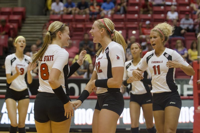 WOMEN'S VOLLEYBALL: Cardinals move to 2-0 in VCU Inivite