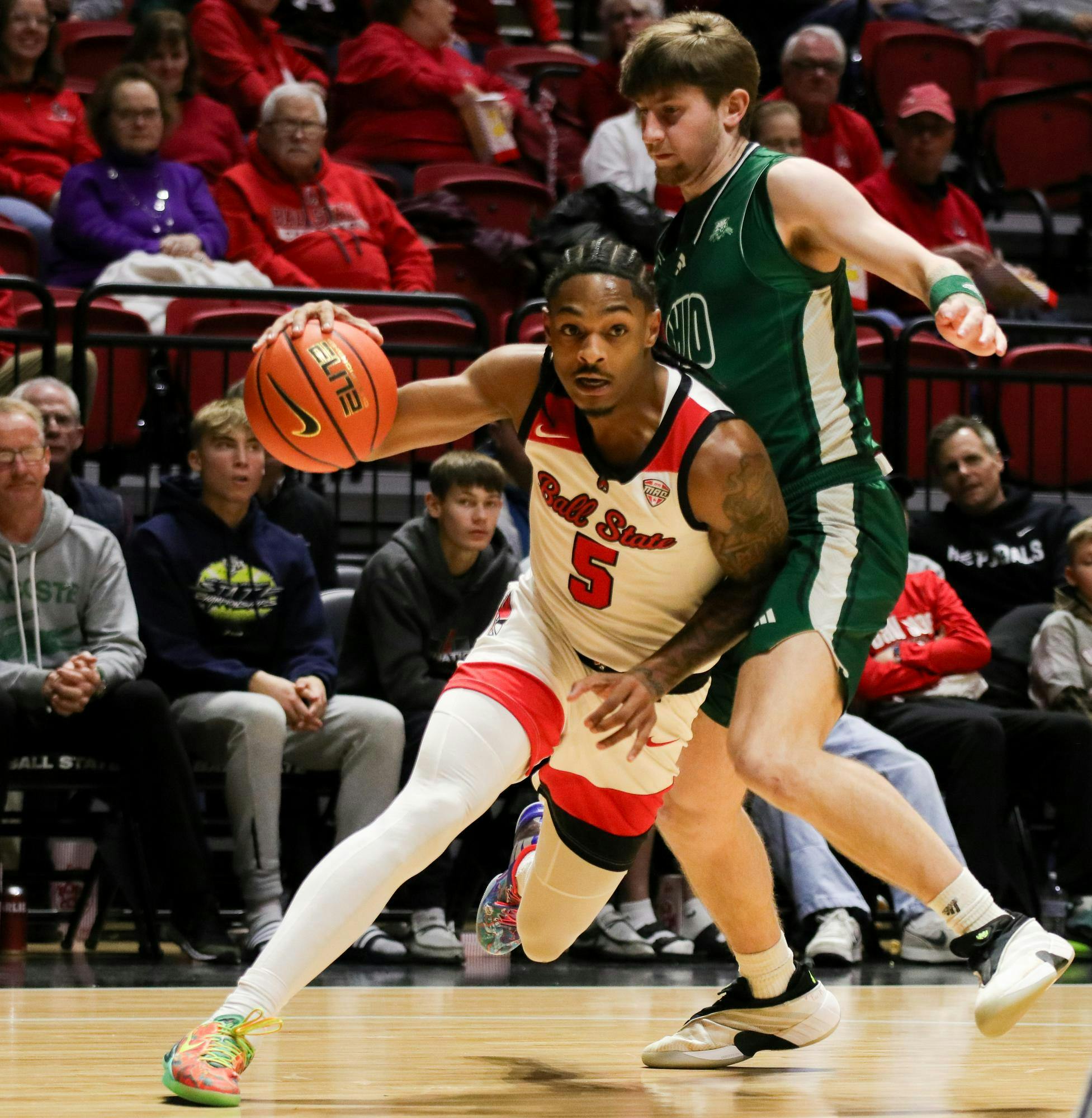 Junior guard Armoni Zeigler pushes through a defender Jan. 16 at Worthen Arena. Zeigler has a season high of 10 rebounds in a single game. Adam Jones, DN