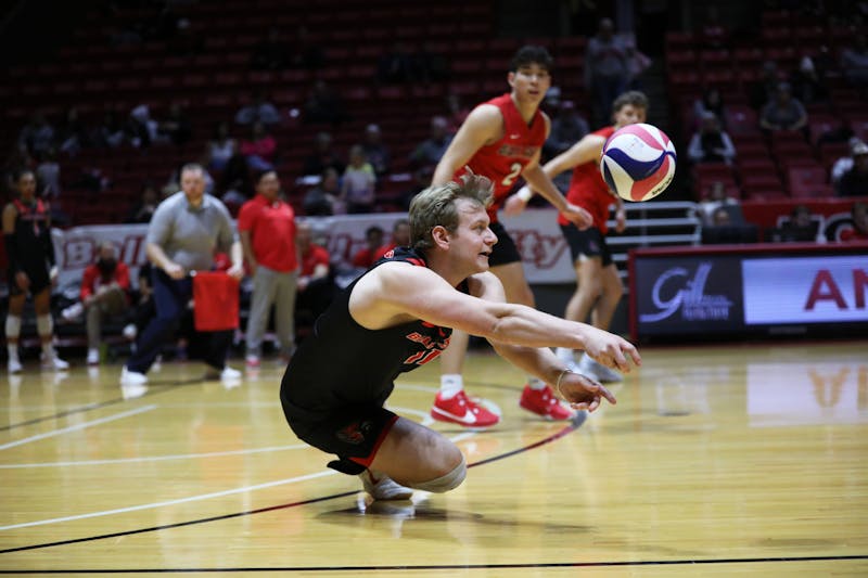 Ball State Men's Volleyball sweeps Trine University The Daily News