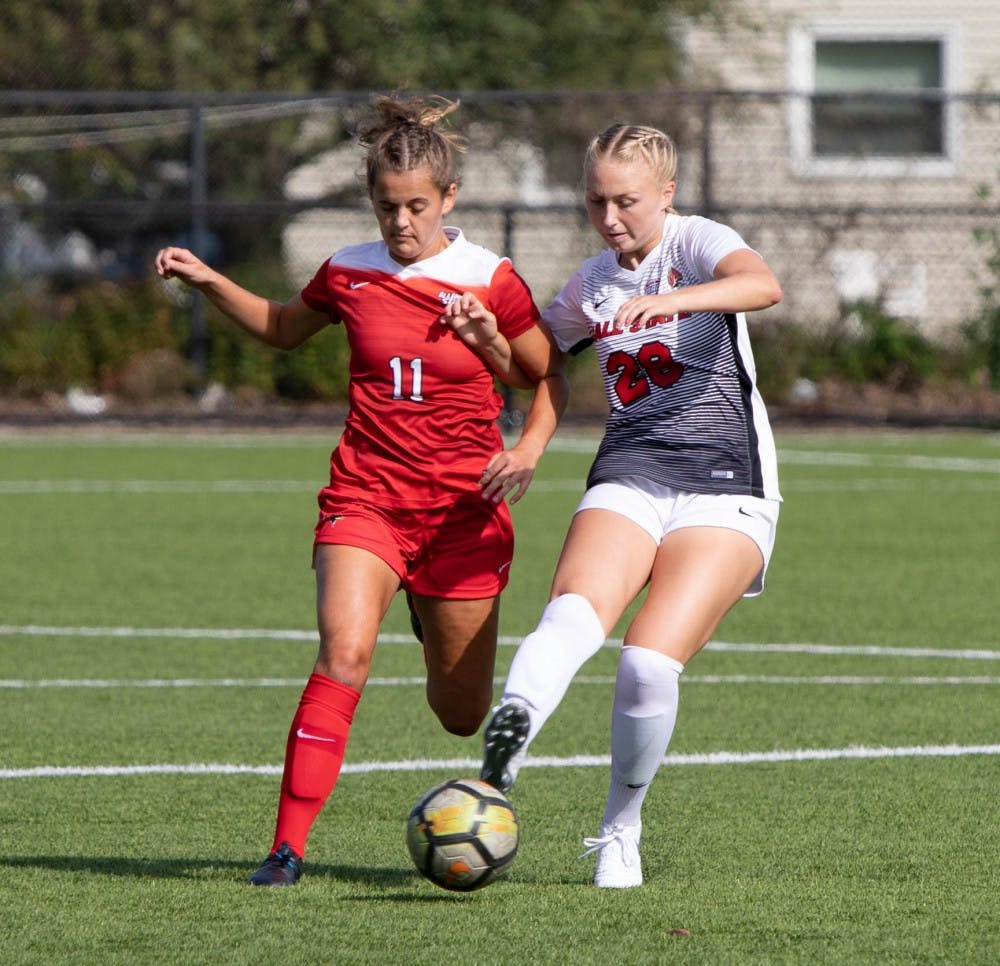 <p>Sophomore defender Grace Alsop keeps ahold of the ball Aug. 28, at Briner Sports Complex. Ball State Soccer defeated lllinois State, 1-0. <strong>Rebecca Slezak, DN</strong></p>