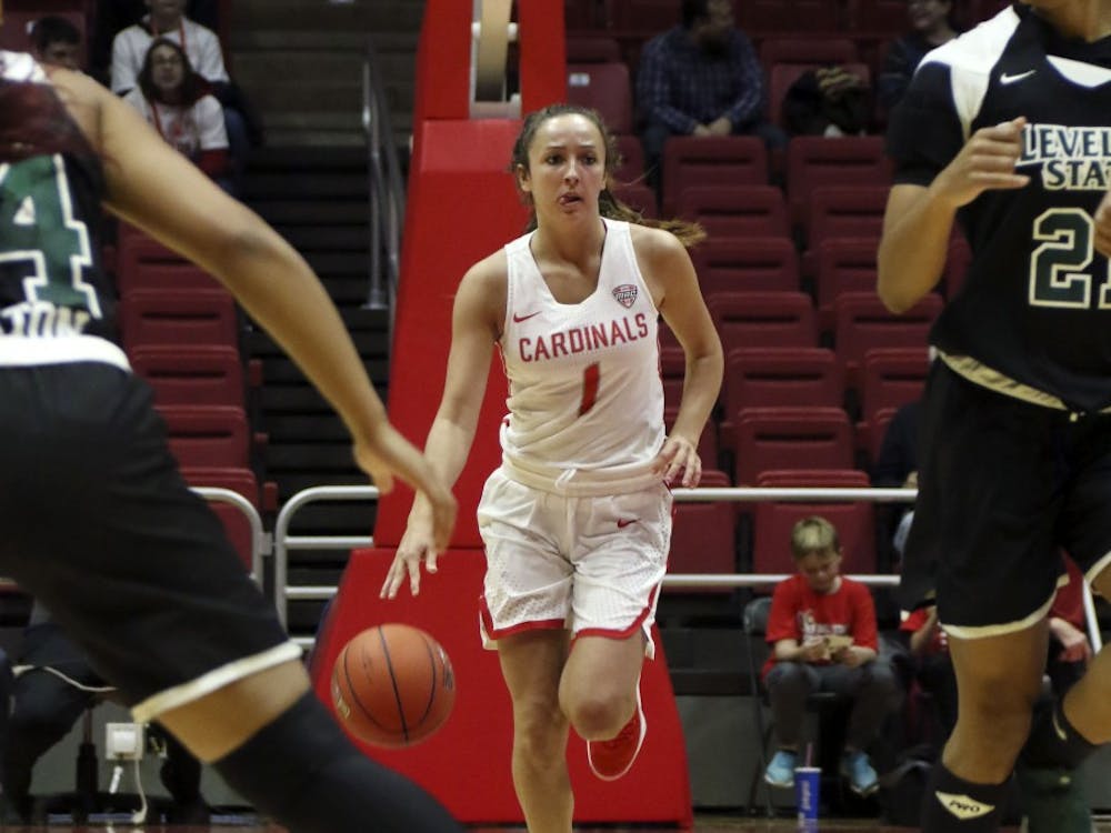 Ball State freshman guard Abi Haynes brings the ball down the court during the Cardinals' game against Cleveland State Nov. 11, 2018, in John E. Worthen Arena. Ball State won 67-62. Paige Grider, DN