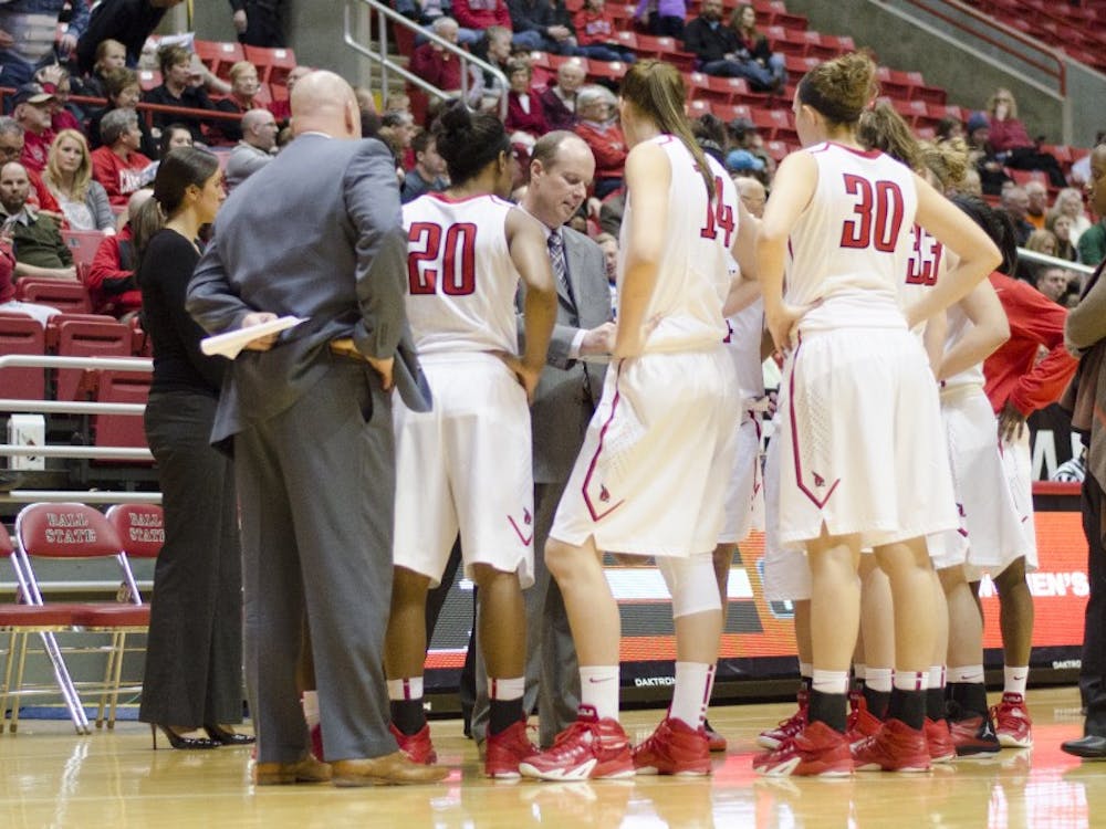 Head coach Brady Sallee talks to his team during the game against Ohio on Jan. 24 at Worthen Arena. Ball State lost 60-53. DN PHOTO BREANNA DAUGHERTY