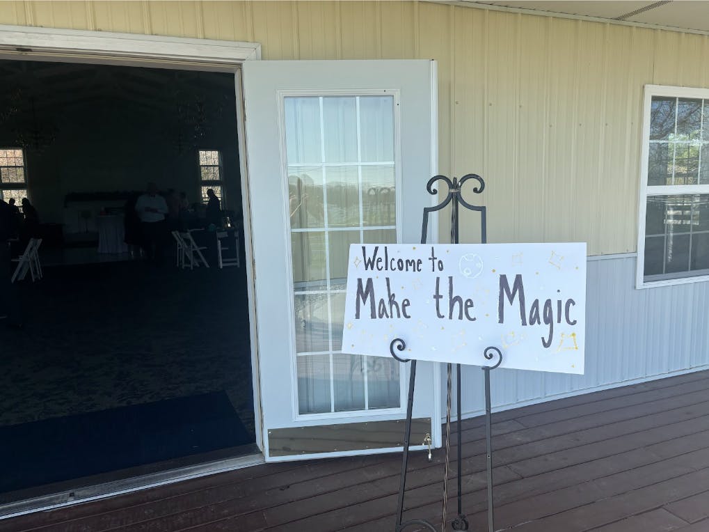 Camp Kesem puts together a fundraising gala.