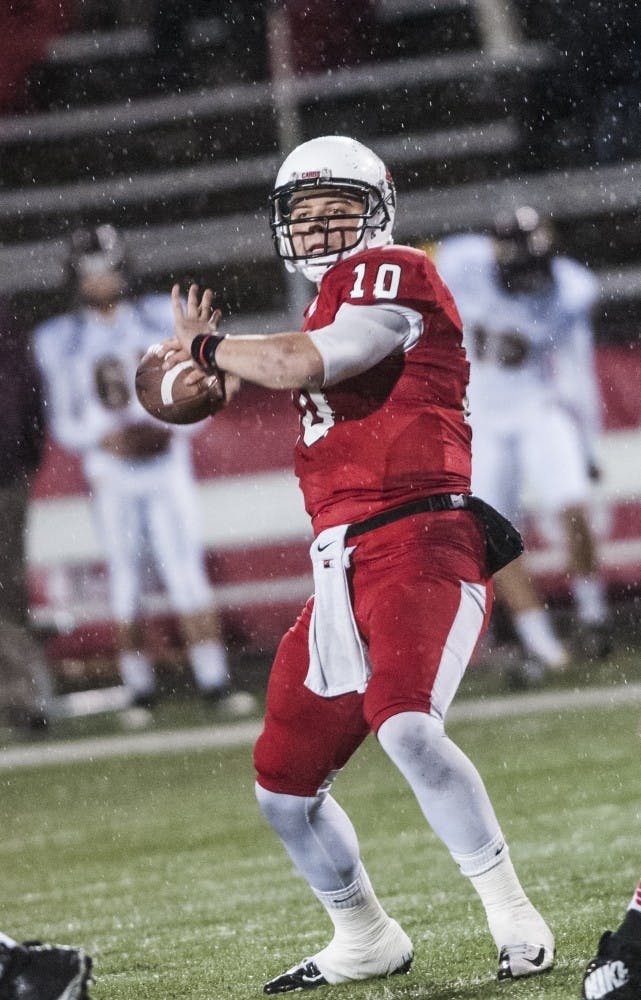 Senior quarterback Keith Wenning prepares to pass the ball downfield against Central Michigan University on Nov. 6. DN PHOTO JONATHAN MIKSANEK