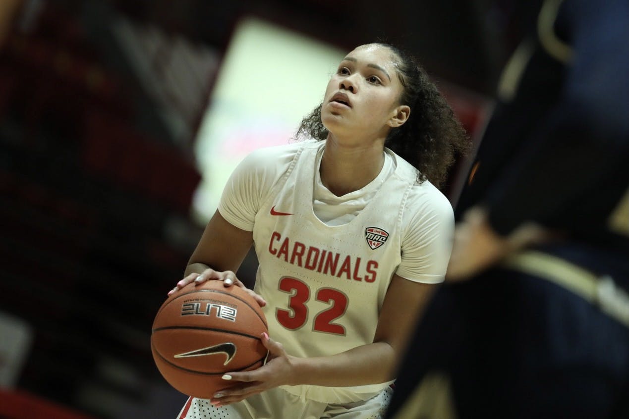 Cardinals senior forward Oshlynn Brown shoots a free throw Feb. 6, 2021, at John E. Worthen Arena. The Cardinals lost 89-84 to the Zips. Jacob Musselman, DN 