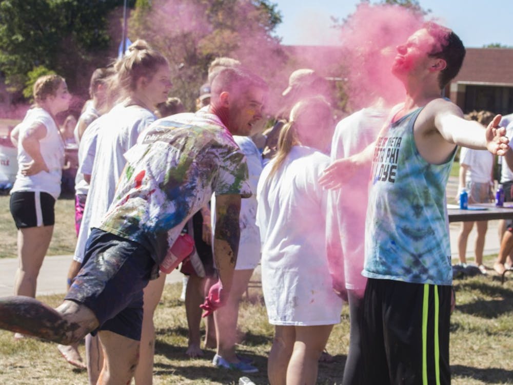 Students joined  Pi Beta Phi and Phi Delta Theta for Paint Warz on Sept. 30 in the University Green. Paint Warz had several games including tug of war, obstacle courses, twister, dodgeball, and more. All proceeds went to the ALS foundation.