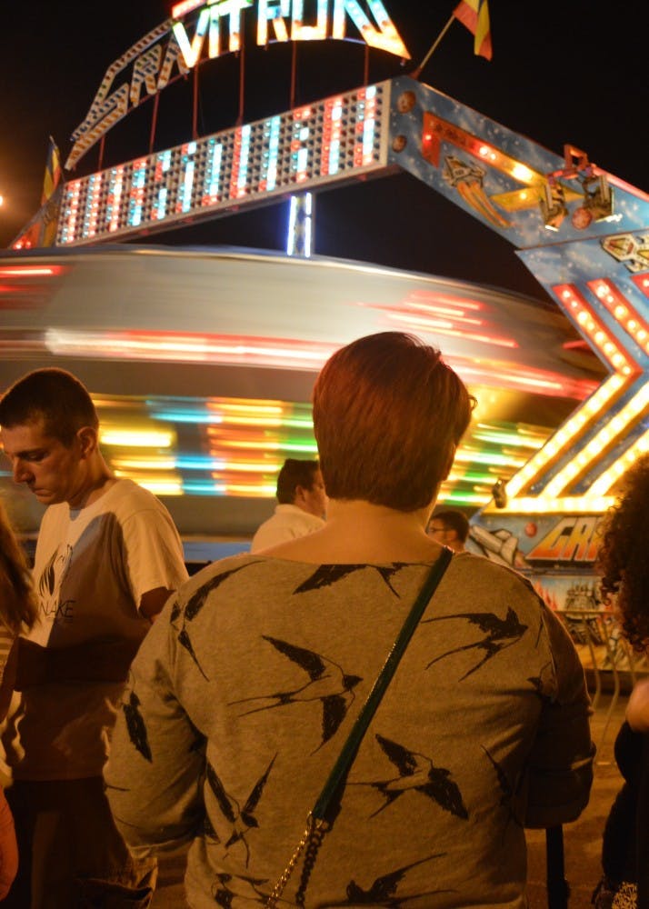 DN PHOTO SYDNEY MONTGOMERY