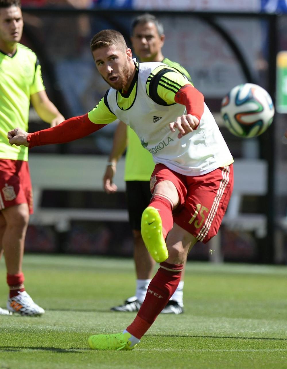 Spain defender Sergio Ramos (15) warms up before an international friendly against El Salvador at FedEx Field in Landover, Md., Saturday, June 7, 2014. (Chuck Myers/MCT)