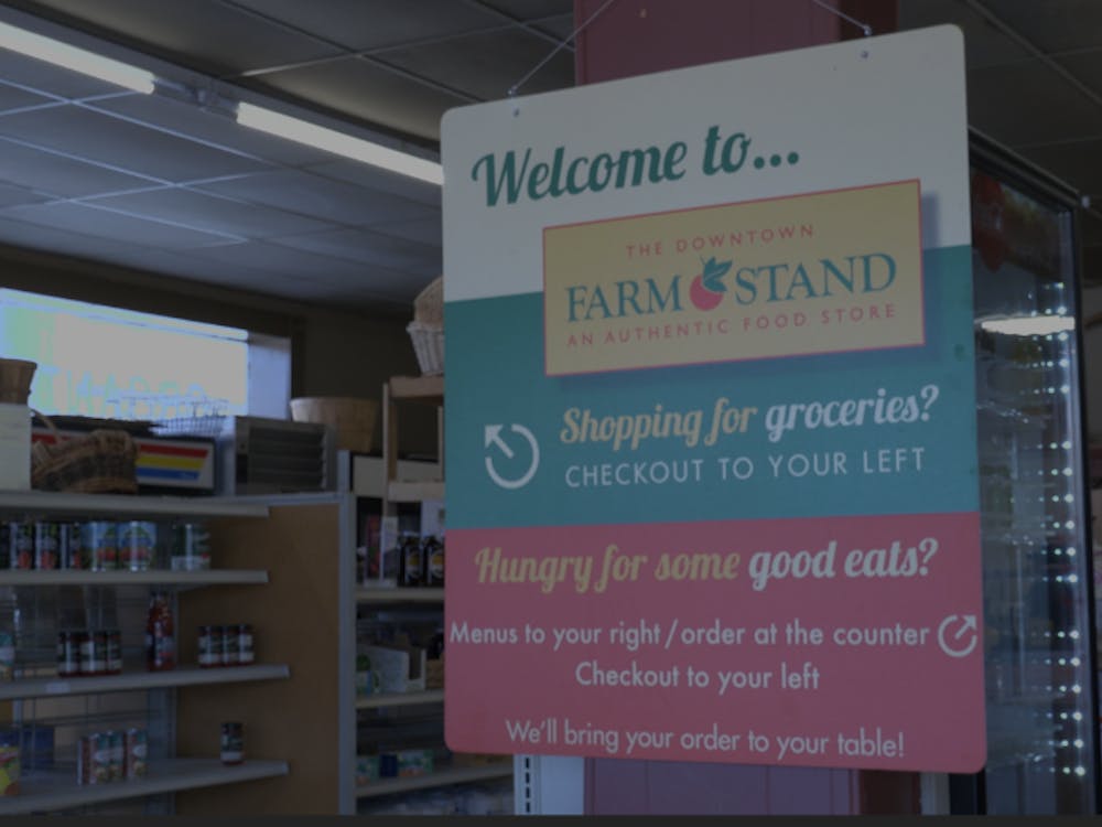The entry sign describing the Downtown Farmstand’s amenities.