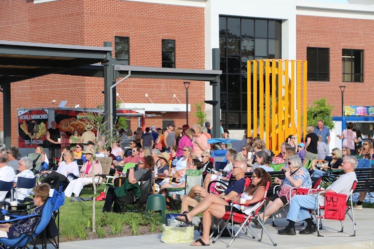 Toy Factory band brings flair, energy to Yorktown’s Concert on the