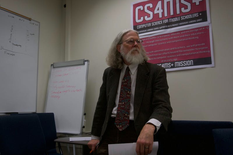 Immersive learning project brings computer science to MCS