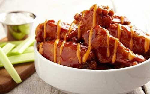 The Buffalo Wings and Rings franchise may soon open a restaurant in Muncie.&nbsp;Buffalo Wings and Rings, which focuses on&nbsp;serving quality food in a family atmosphere,&nbsp;began in Cincinnati, Ohio, and has been expanding ever since its start in 1984.&nbsp;Buffalo Wings & Rings // Photo Courtesy