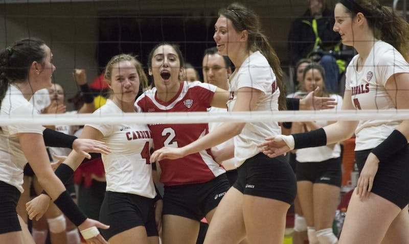 Women's volleyball picked to win MAC West