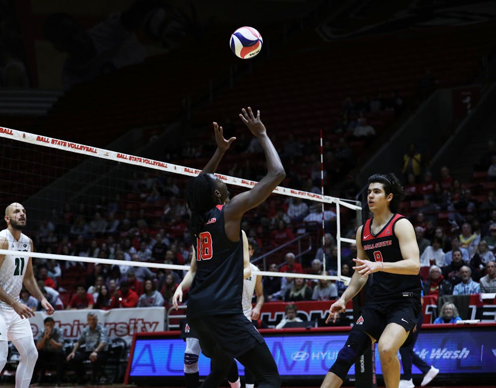 Junior opposite hitter Tinaishe Ndavazocheva sets the ball against Hawaii Jan. 28 at Worthen Arena. Ndavazocheva scored 18 points in the game. Mya Cataline, DN