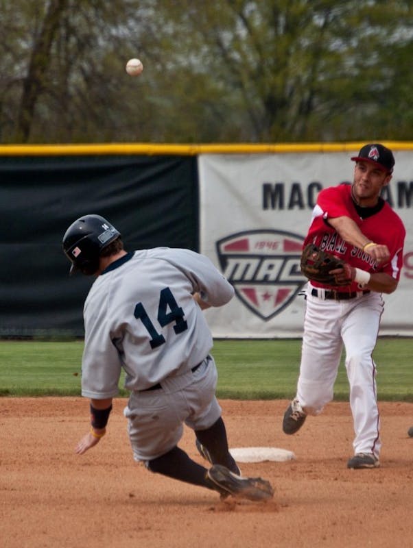 BASEBALL: Valpo hits walk-off RBI single to beat Ball State 3-2