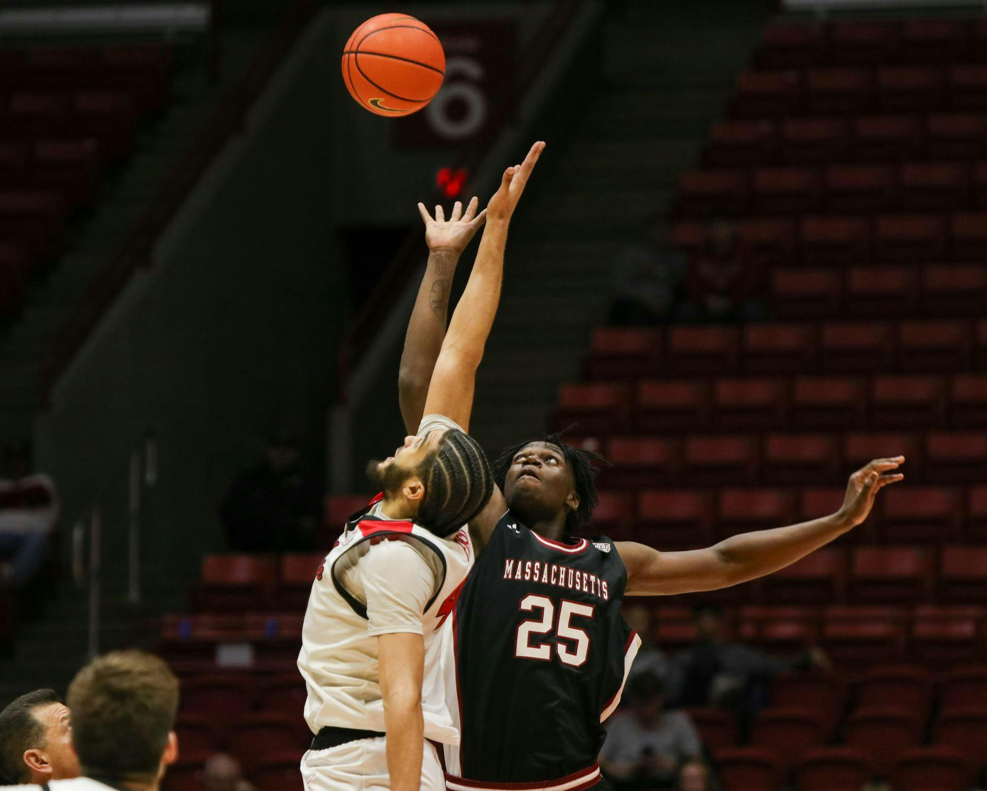 GALLERY: Ball State Men's Basketball vs. UMass - Ball State Daily News